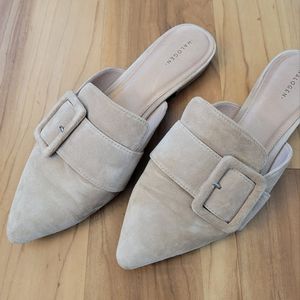 Halogen Elyssa Buckle Mule | Fawn Suede